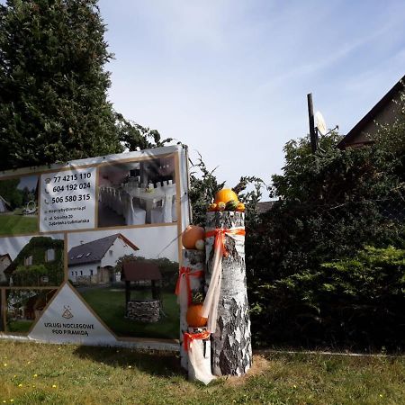 Pod Piramida Villa Ługniany Exteriör bild
