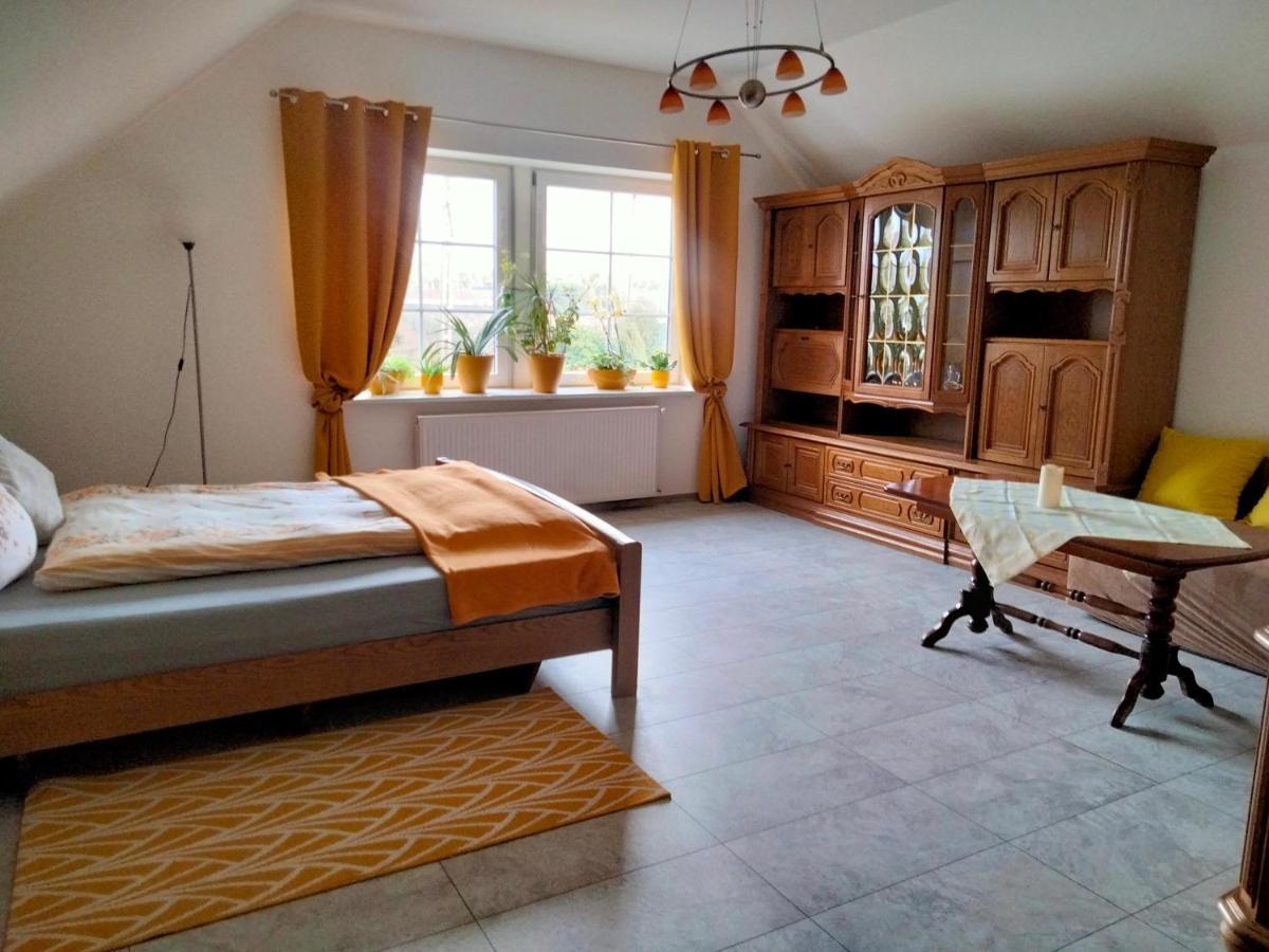 Pod Piramida Villa Ługniany Exteriör bild