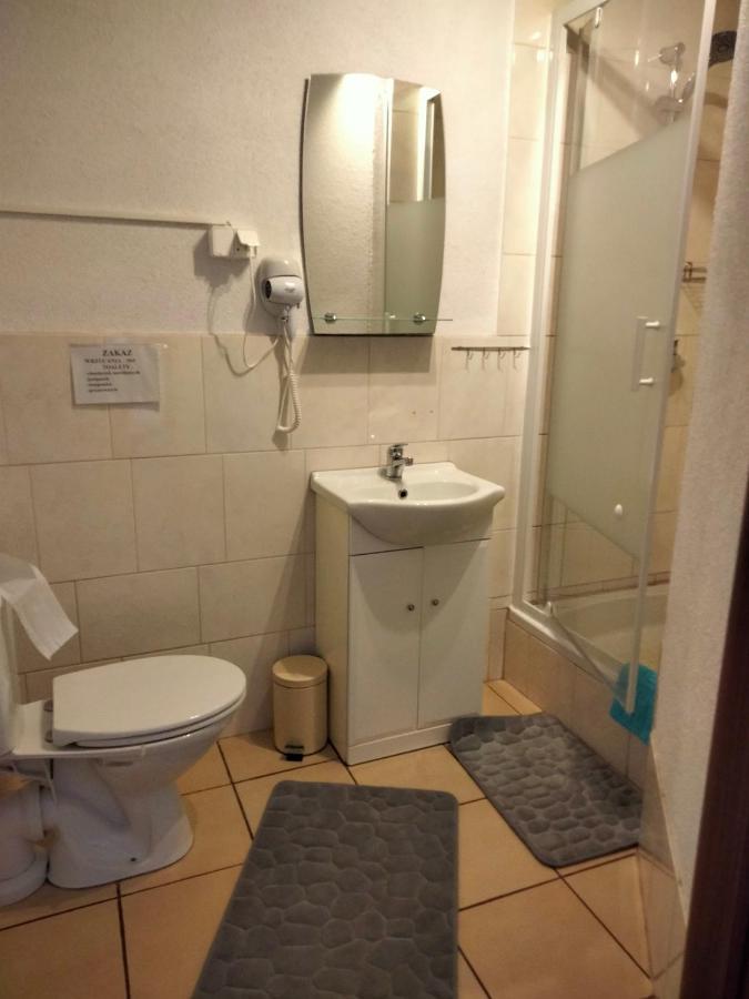 Pod Piramida Villa Ługniany Exteriör bild